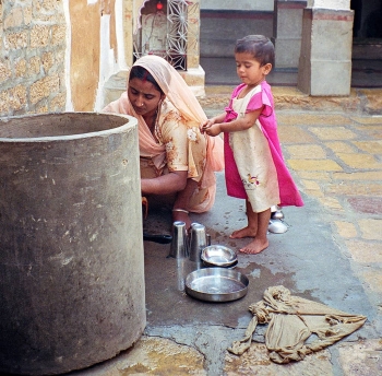 Woman and child, Rajasthan, India