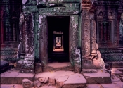 Temple doors_Ankgor Tom